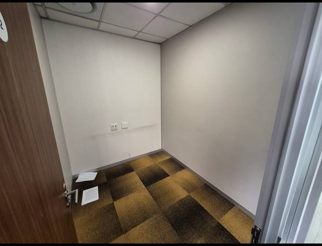 632M² OFFICE TO LET IN WOODMEAD